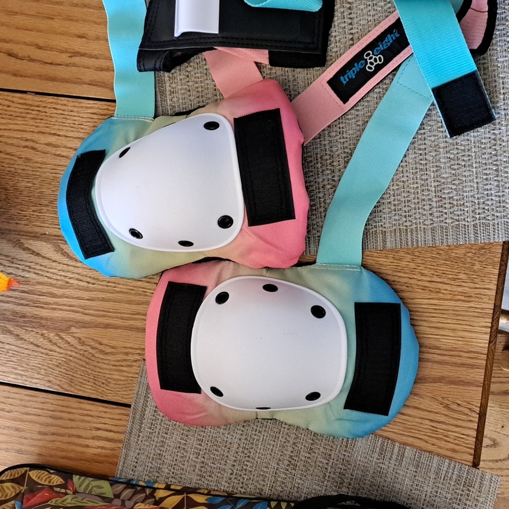 Knee, elbow, wrist pads
